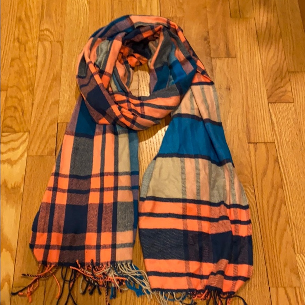 Gap flannel scarf